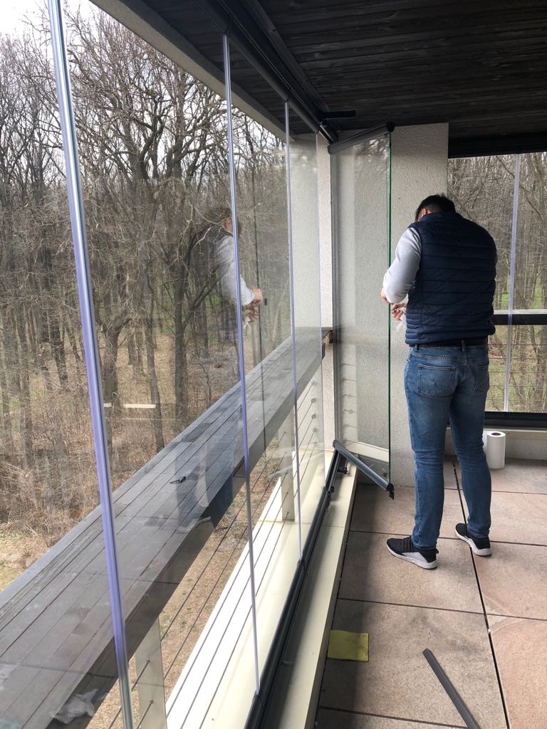Geam glisant balcon pret