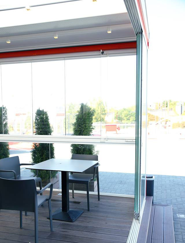 Geamuri retractabile