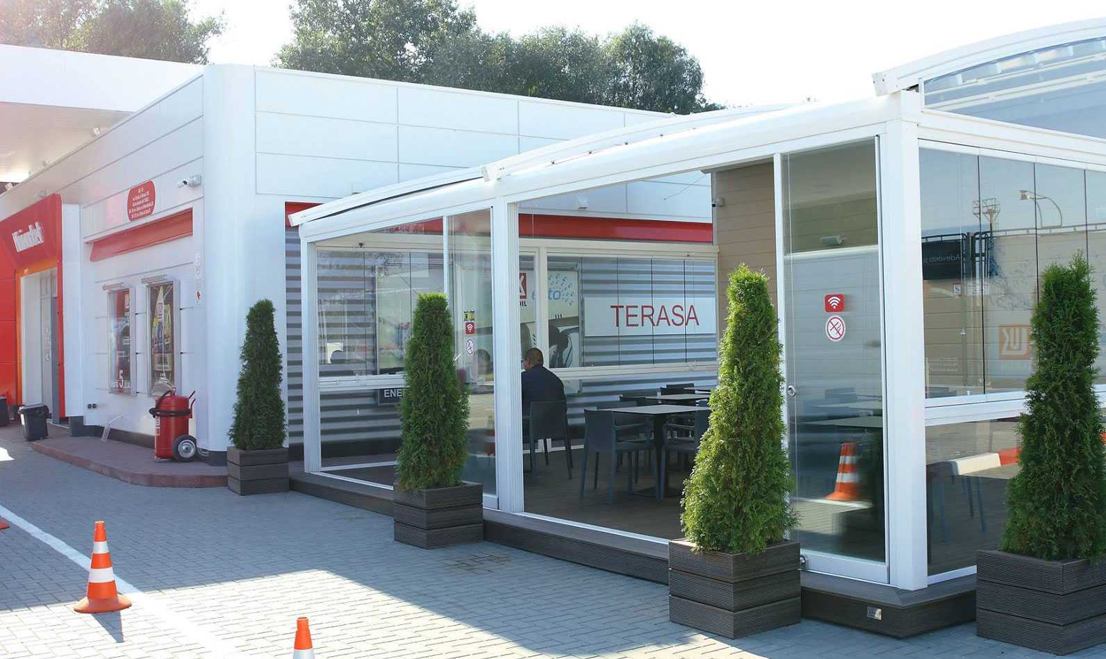 Inchideri terase cu geamuri glisante