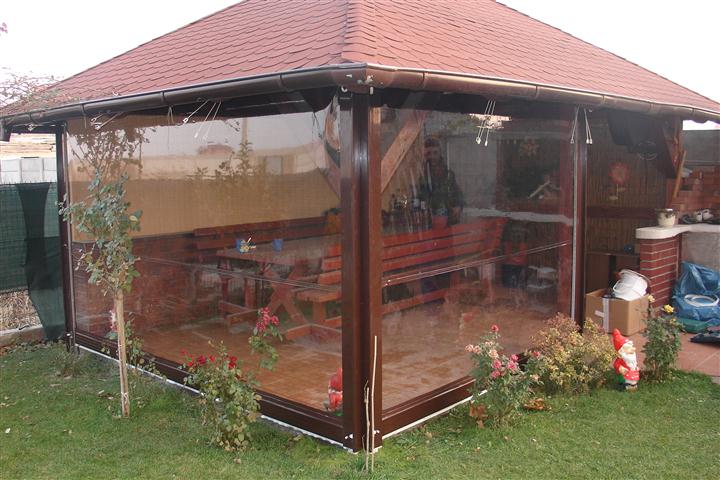 Rulouri transparente casetate