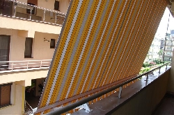 Copertina verticala balcon