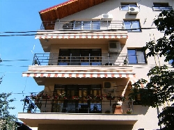 Copertine retractabile pentru balcoane