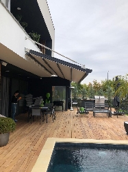Pergola suspendata