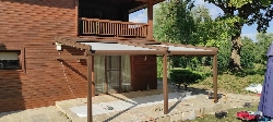 Sistem pergola retractabila