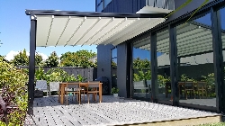 Pergole retractabile terase