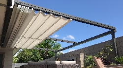 Pergole retractabile terase
