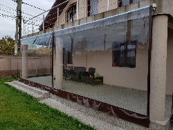 Rulouri transparente actionate cu manivela